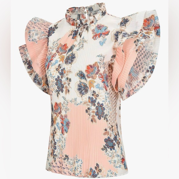 Tops - Red Popcorn Size Medium Blouse Ruffle Collar And Sleeves Stretch Floral NWOT